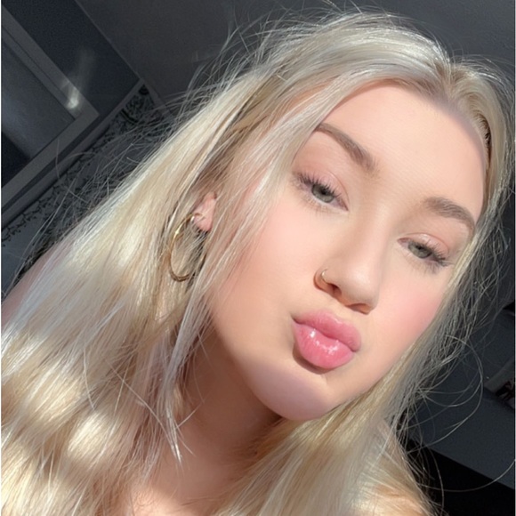 alayna_harris